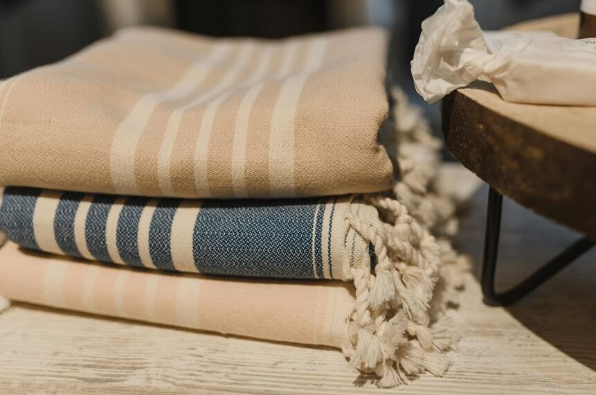 diy blanket storage